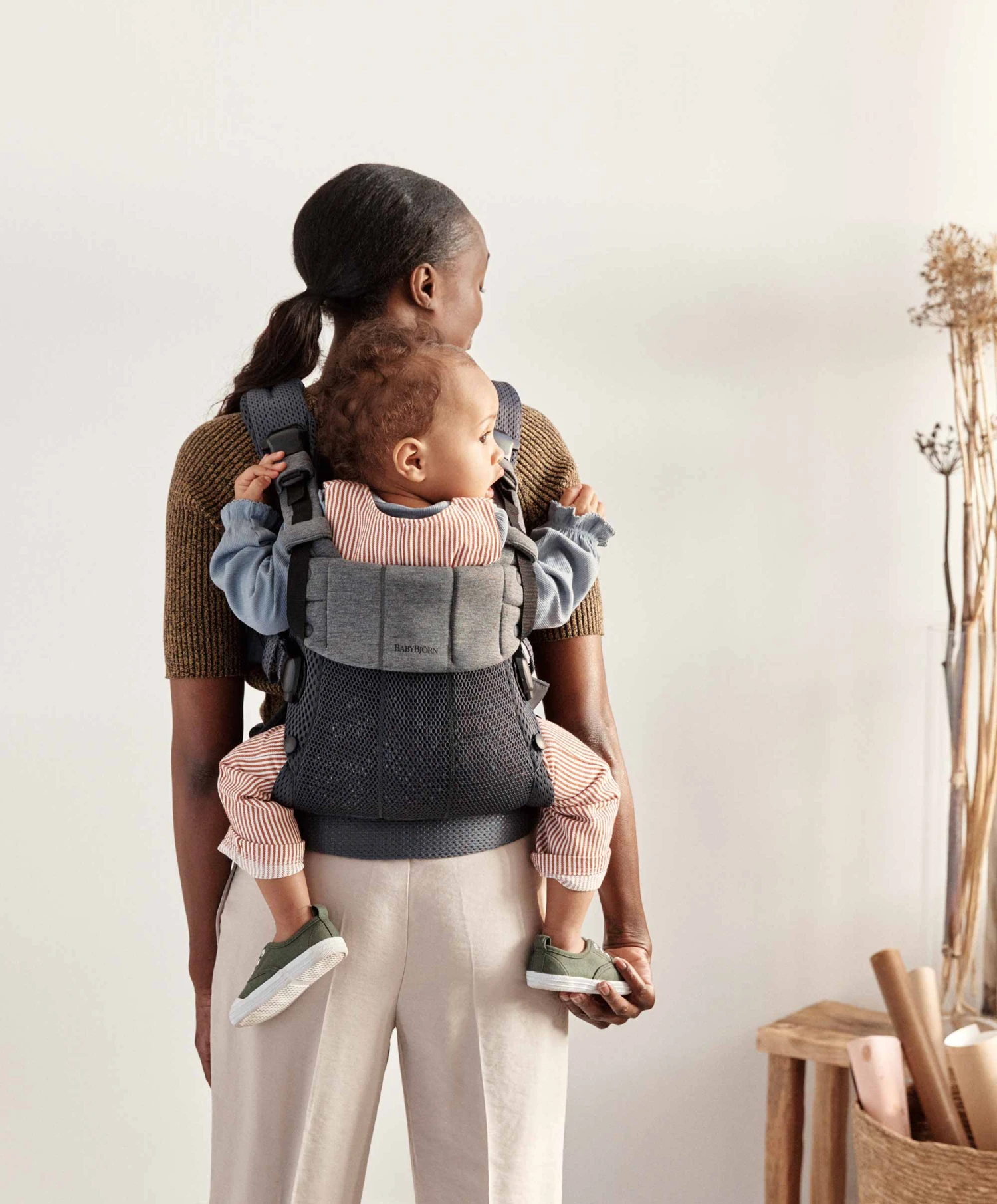 Babybjorn BabyBjörn® Baby Harmony Carrier - Anthracite 7 Babybjorn BabyBjörn® Baby Harmony Carrier - Anthracite - Image 5