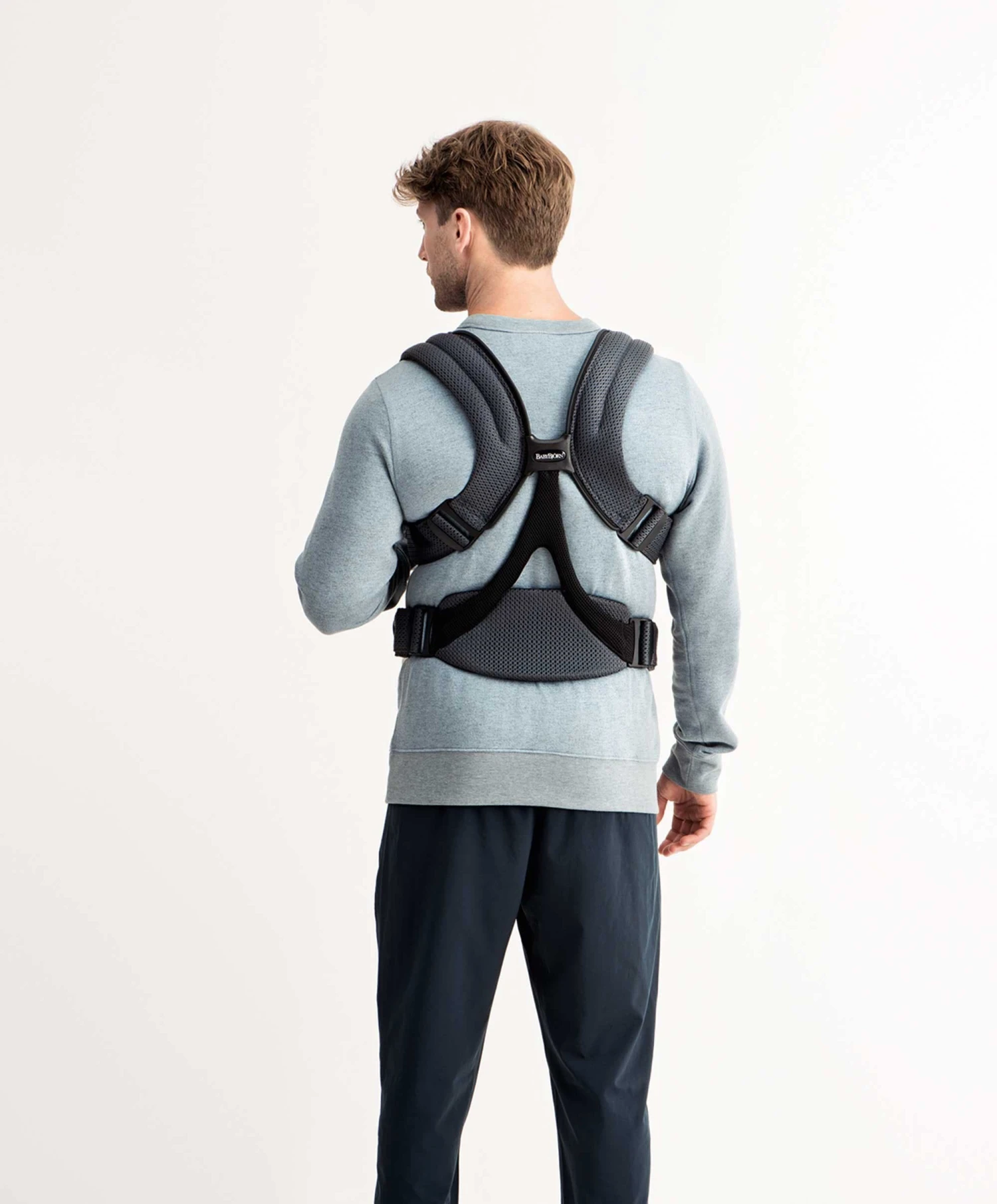 Babybjorn BabyBjörn® Move Mesh Carrier - Anthracite 5 Babybjorn BabyBjörn® Move Mesh Carrier - Anthracite - Image 3