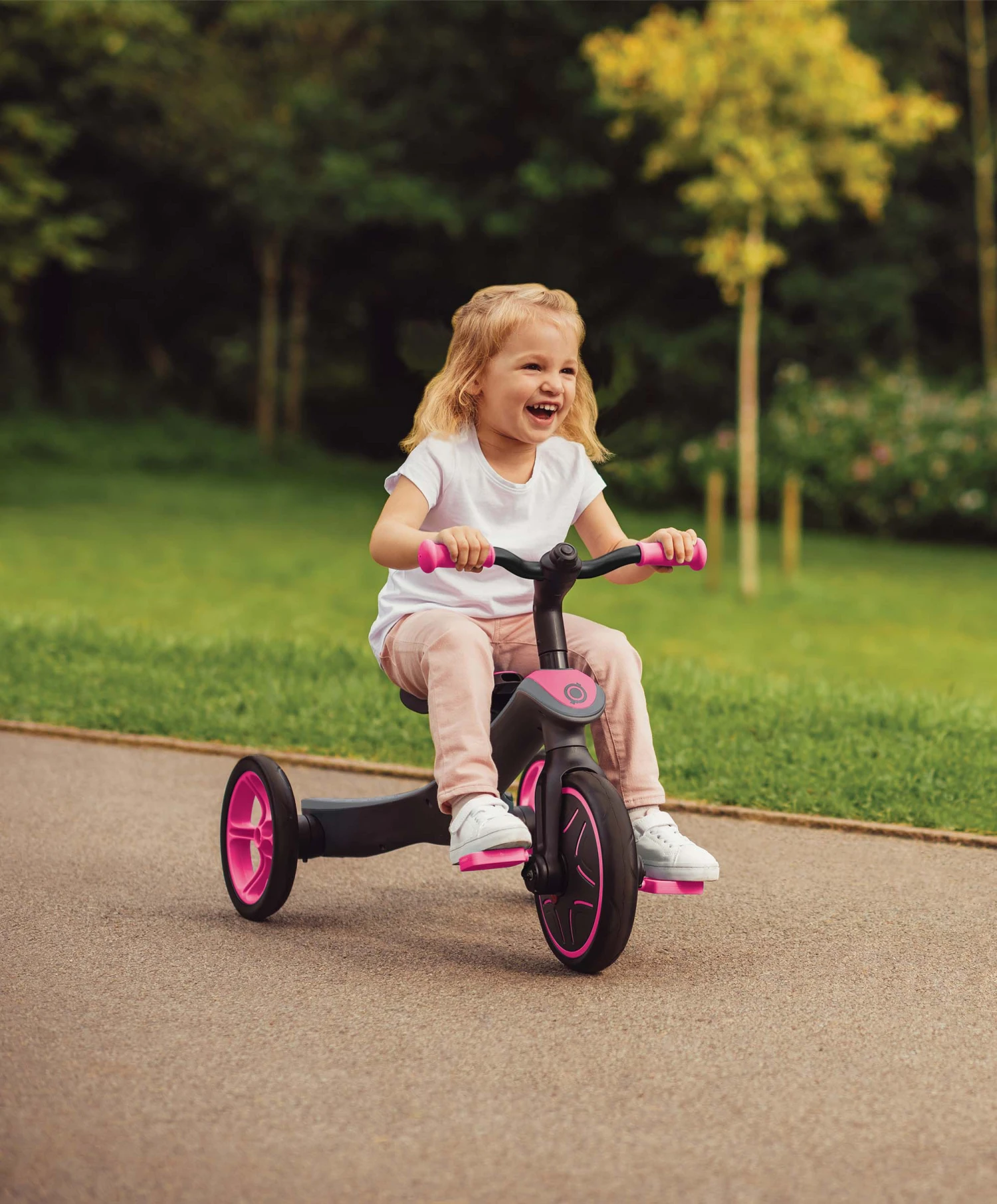 Globber Explorer 4 In 1 Trike - Fuchsia Pink 4 Globber Explorer 4 In 1 Trike - Fuchsia Pink - Image 2