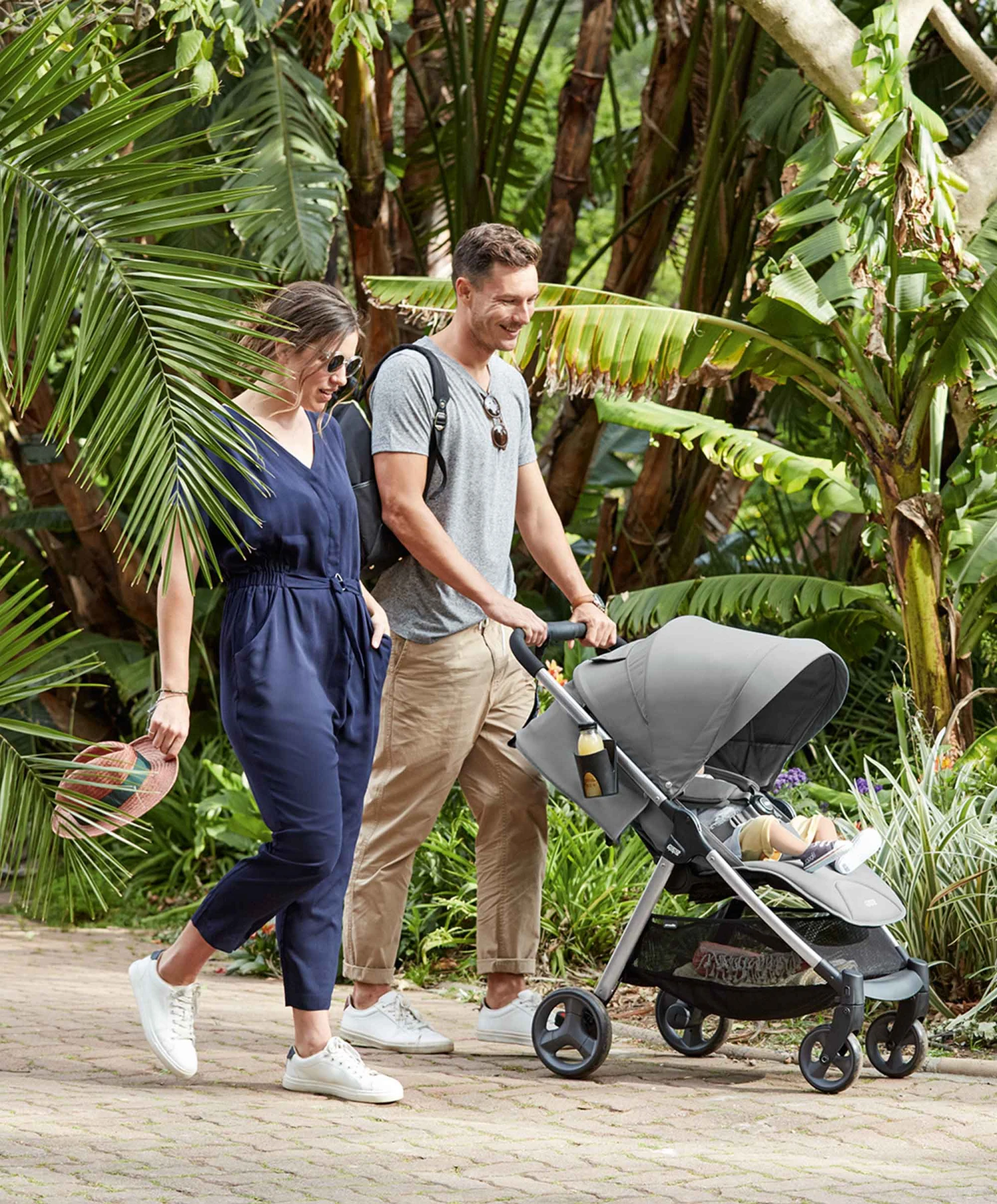 Mamas & Papas Armadillo Pushchair - Steel Grey 4 Mamas & Papas Armadillo Pushchair - Steel Grey - Image 2