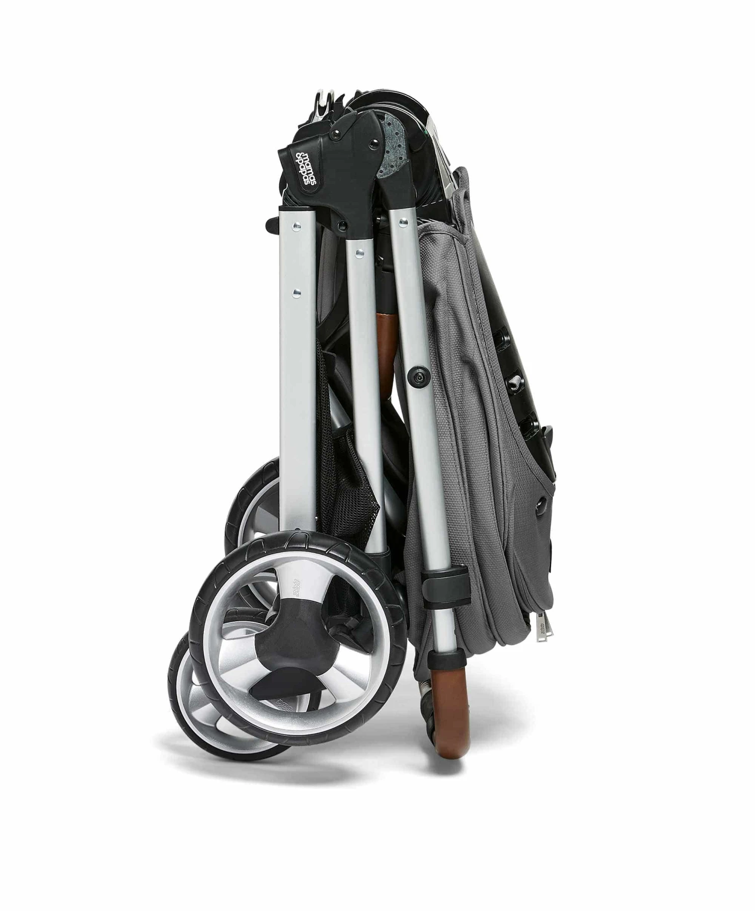 Mamas & Papas FlipXT² 7 Piece Complete Pushchair Bundle With Cybex Cloud T Car Seat & Base - Fossil Grey 6 Mamas & Papas FlipXT² 7 Piece Complete Pushchair Bundle With Cybex Cloud T Car Seat & Base - Fossil Grey - Image 4