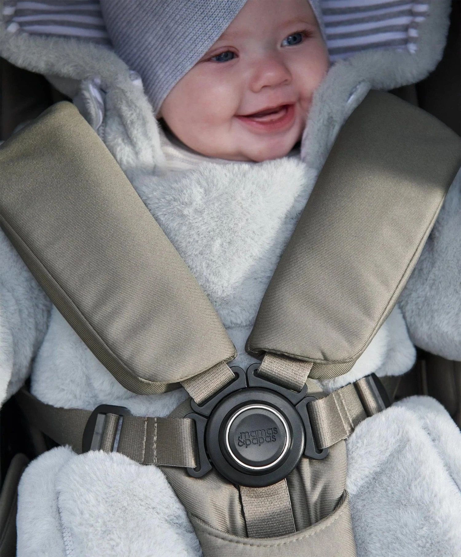 Mamas & Papas Ocarro 8 Piece Complete Bundle Including Cloud T Car Seat And Base In Everest 6 Mamas & Papas Ocarro 8 Piece Complete Bundle Including Cloud T Car Seat And Base In Everest - Image 4