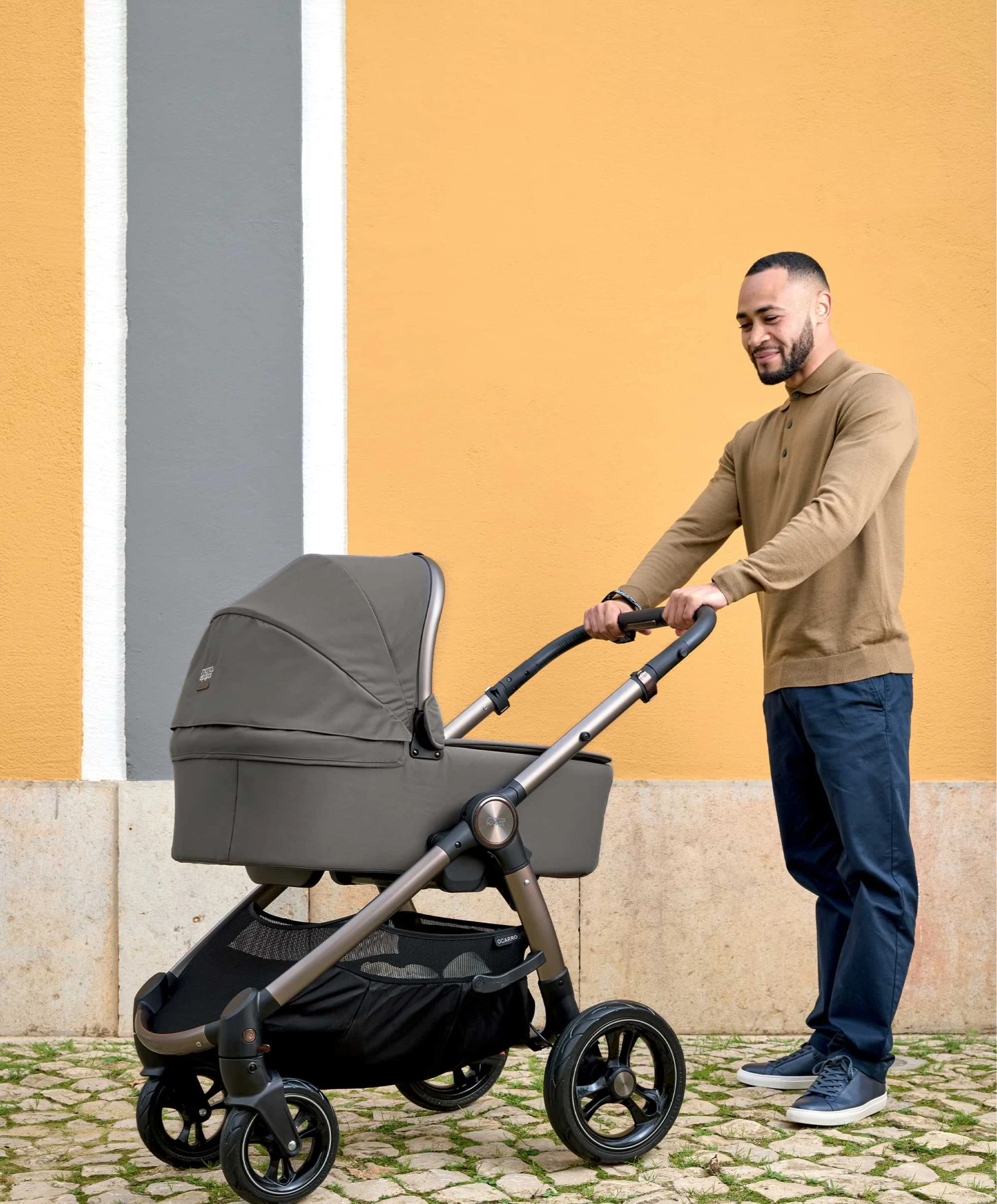 Mamas & Papas Ocarro Essential Pushchair Bundle (6 Pieces) - Phantom 5 Mamas & Papas Ocarro Essential Pushchair Bundle (6 Pieces) - Phantom - Image 3