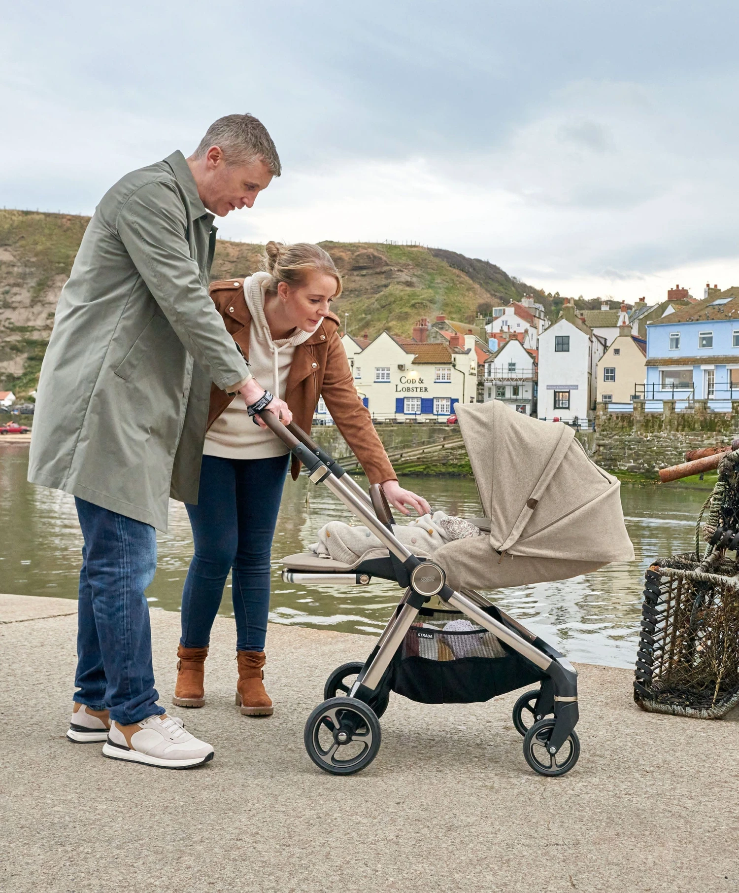 Mamas & Papas Strada Pushchair Starter Bundle (4 Pieces) - Pebble 8 Mamas & Papas Strada Pushchair Starter Bundle (4 Pieces) - Pebble - Image 6