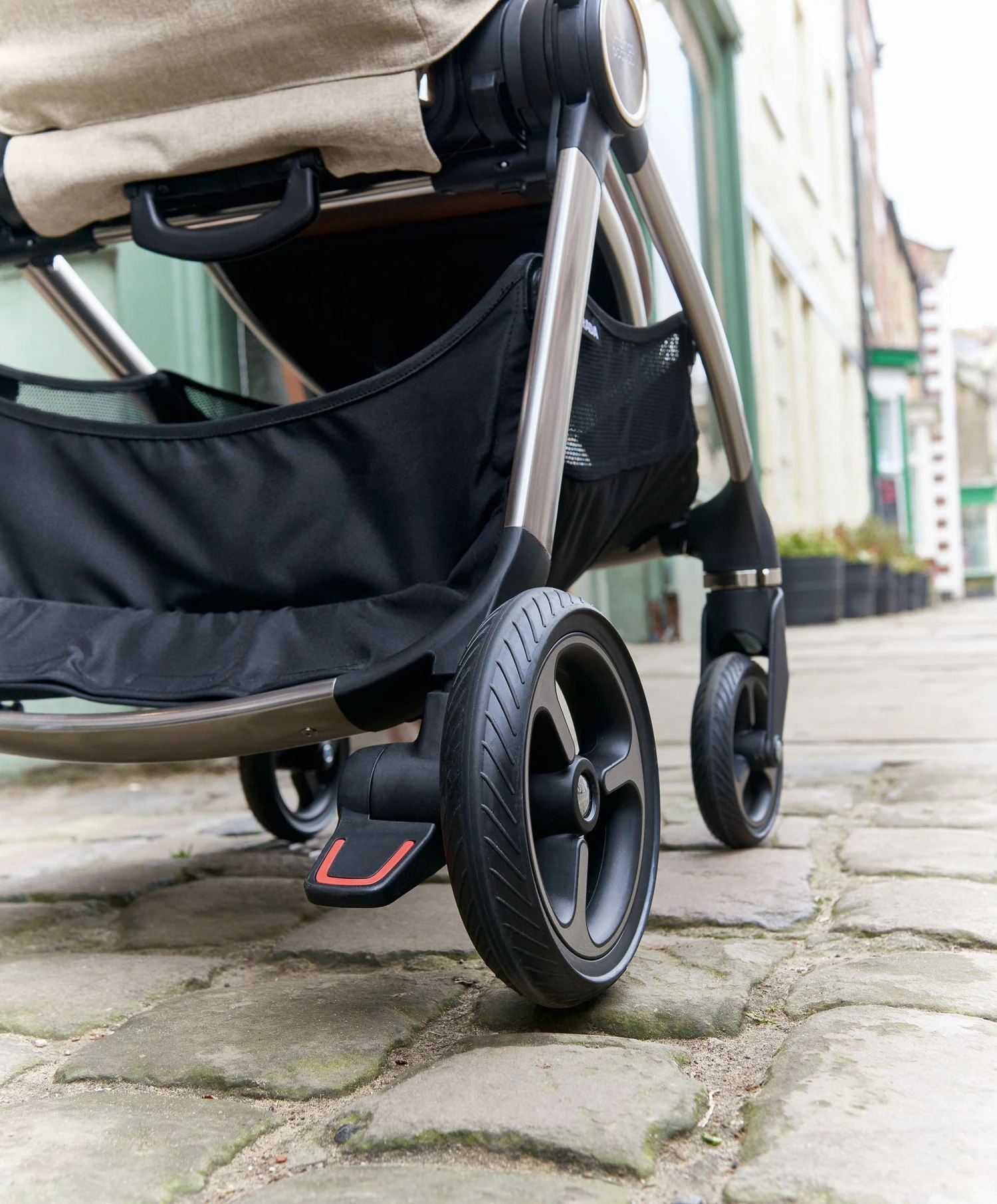 Mamas & Papas Strada Pushchair Starter Bundle (4 Pieces) - Pebble 10 Mamas & Papas Strada Pushchair Starter Bundle (4 Pieces) - Pebble - Image 8