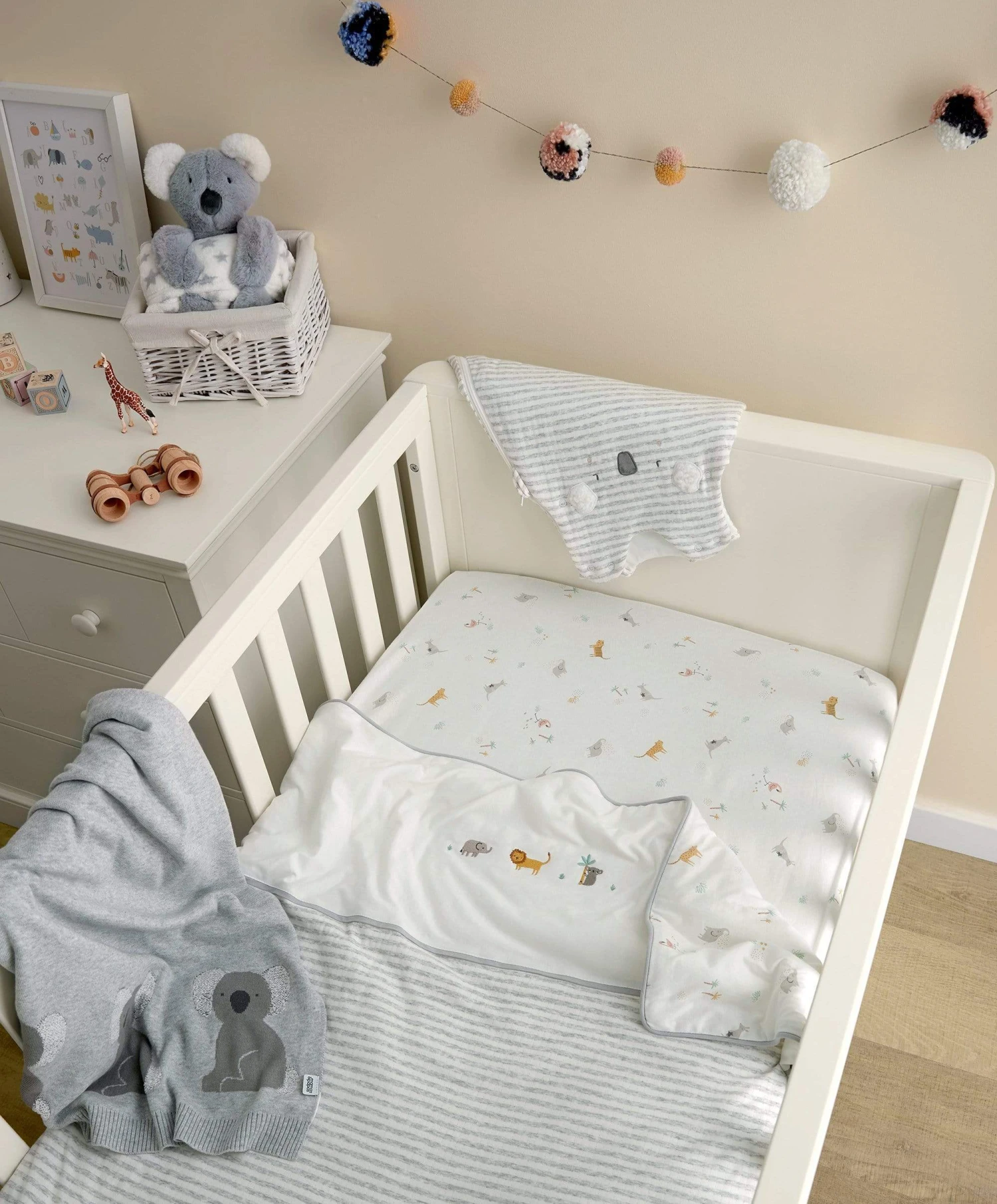 Mamas & Papas Quilt 2.5 Tog - Wildly Adventures 4 Mamas & Papas Quilt 2.5 Tog - Wildly Adventures - Image 2