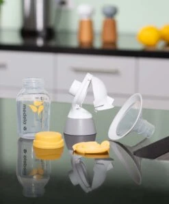 Medela Solo™ Single Electric Breast Pump -Baby Product medela breastfeeding medela solo trade single electric breast pump 31505950900384