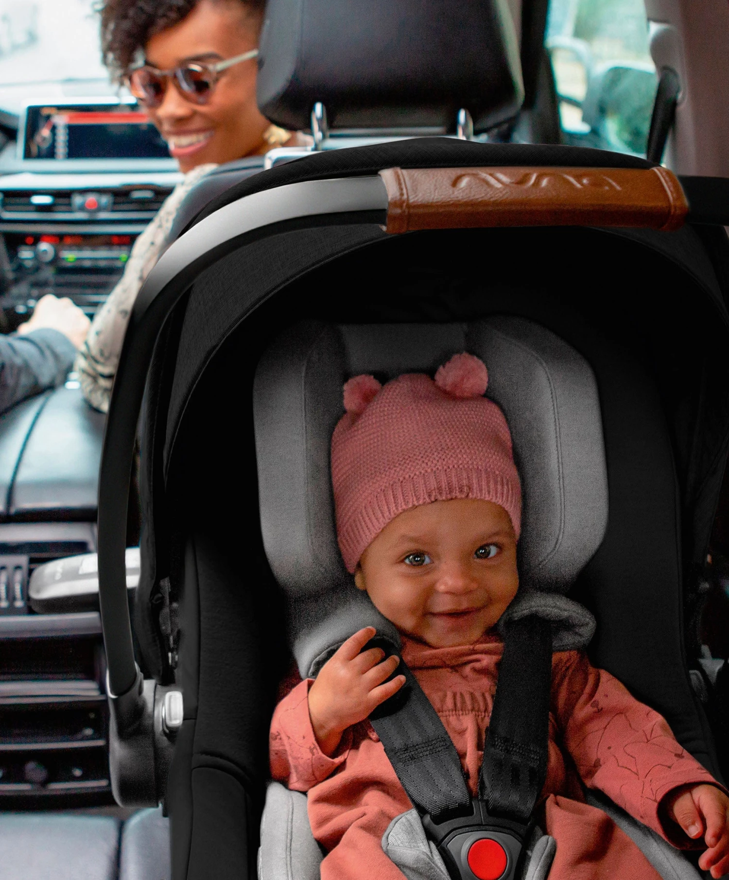 Nuna MIXX Next Generation 9 Piece Bundle Inc PIPA Next Car Seat - Caviar 12 Nuna MIXX Next Generation 9 Piece Bundle Inc PIPA Next Car Seat - Caviar - Image 10