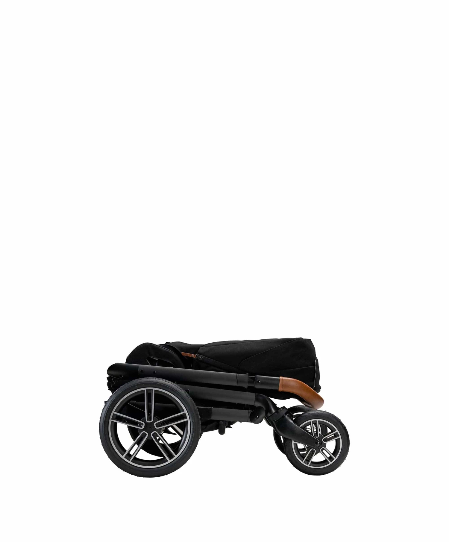 Nuna MIXX Next Generation 9 Piece Bundle Inc PIPA Next Car Seat - Caviar 7 Nuna MIXX Next Generation 9 Piece Bundle Inc PIPA Next Car Seat - Caviar - Image 5