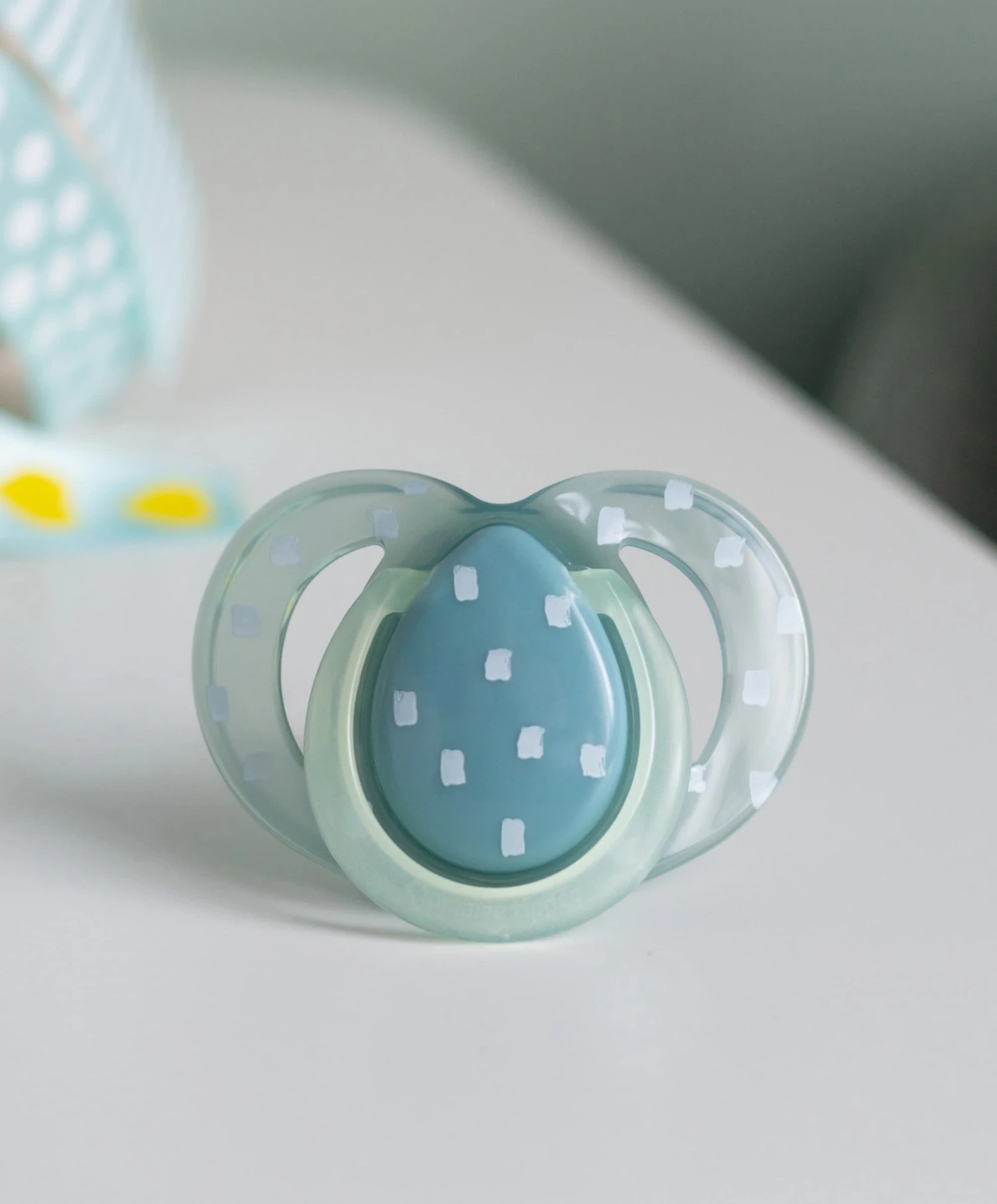 Tommee Tippee Night Time Soothers- Pack Of 6 Dummies 8 Tommee Tippee Night Time Soothers- Pack Of 6 Dummies - Image 6