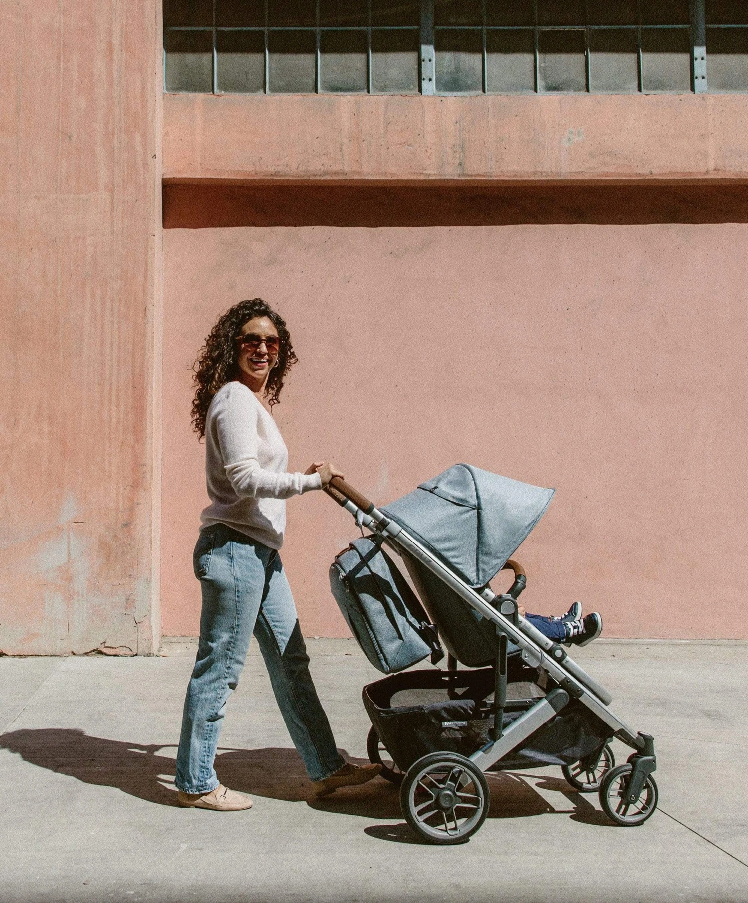 Uppababy Cruz V2 Pushchair 3 Piece Travel System Bundle - Gregory 7 Uppababy Cruz V2 Pushchair 3 Piece Travel System Bundle - Gregory - Image 5