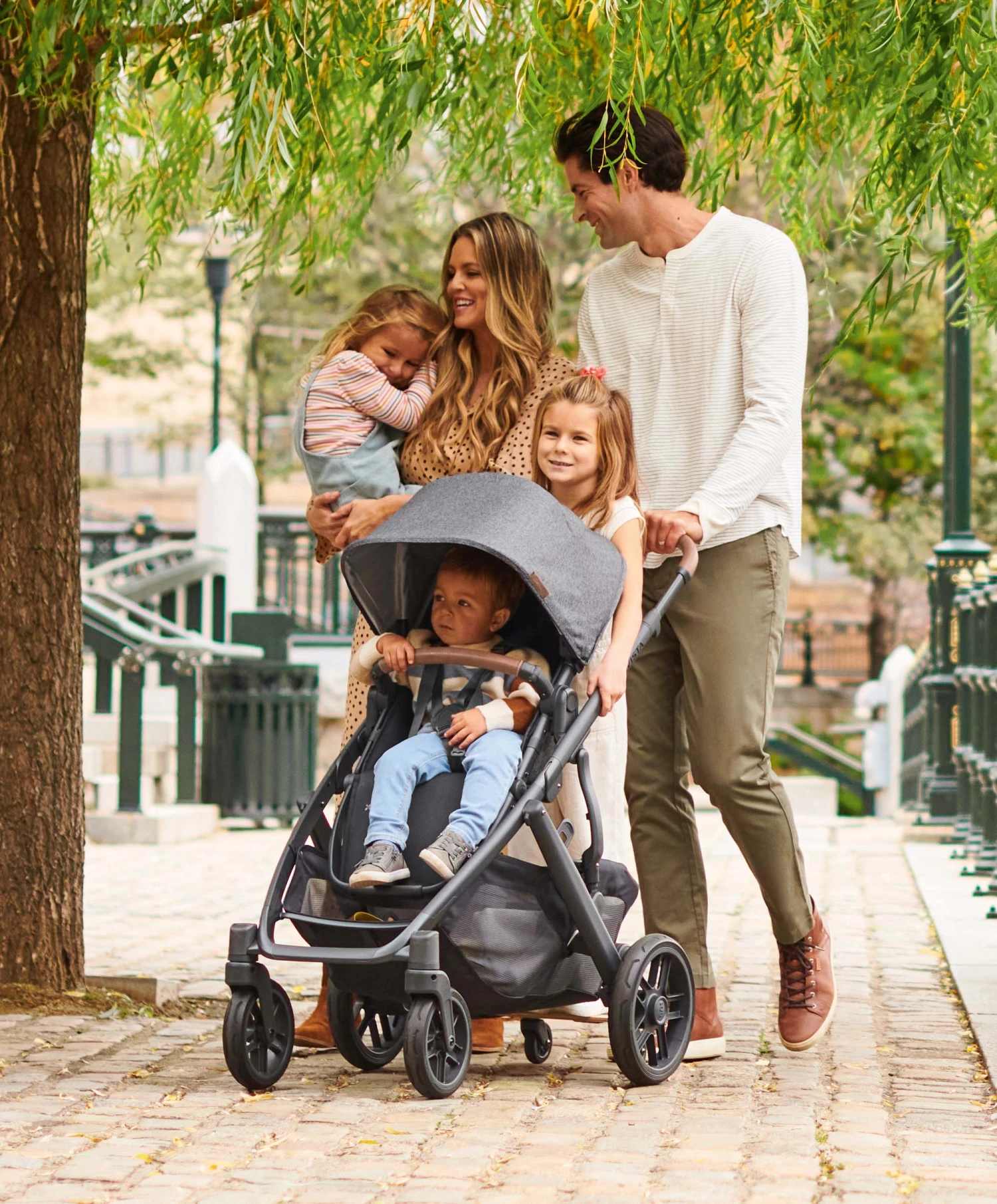 Uppababy Vista V2 Pushchair - Greyson 14 Uppababy Vista V2 Pushchair - Greyson - Image 12